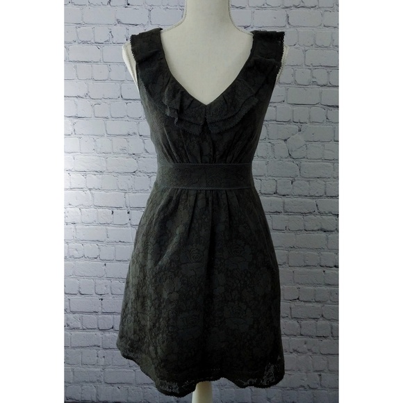 Anthropologie Dresses & Skirts - Anthropologie Maeve Dusky Needlework Dress in Gray